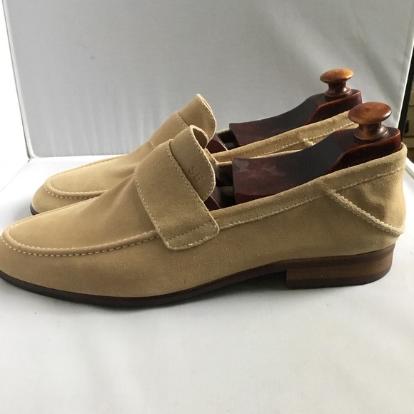 SUMMER SHOES FOR MEN.